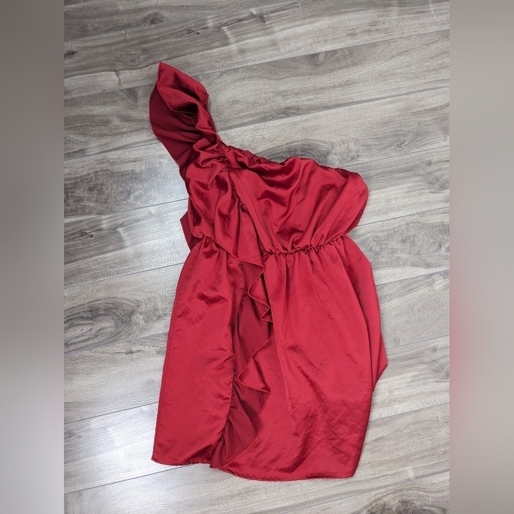Sirens Elegant Red One-Shoulder Dress Ruffled Size Medium